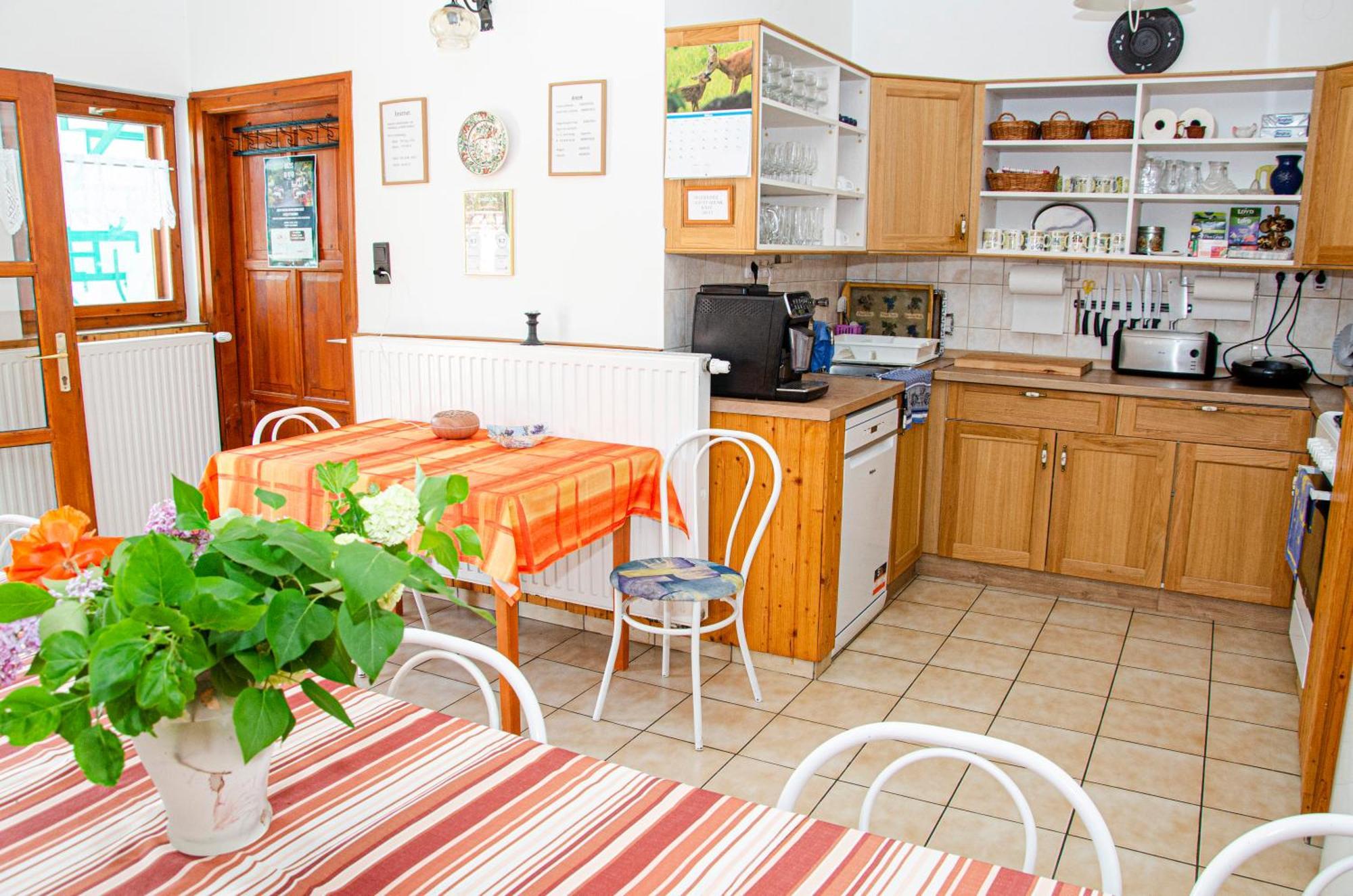Banoporta Hotel Koveskal Luaran gambar